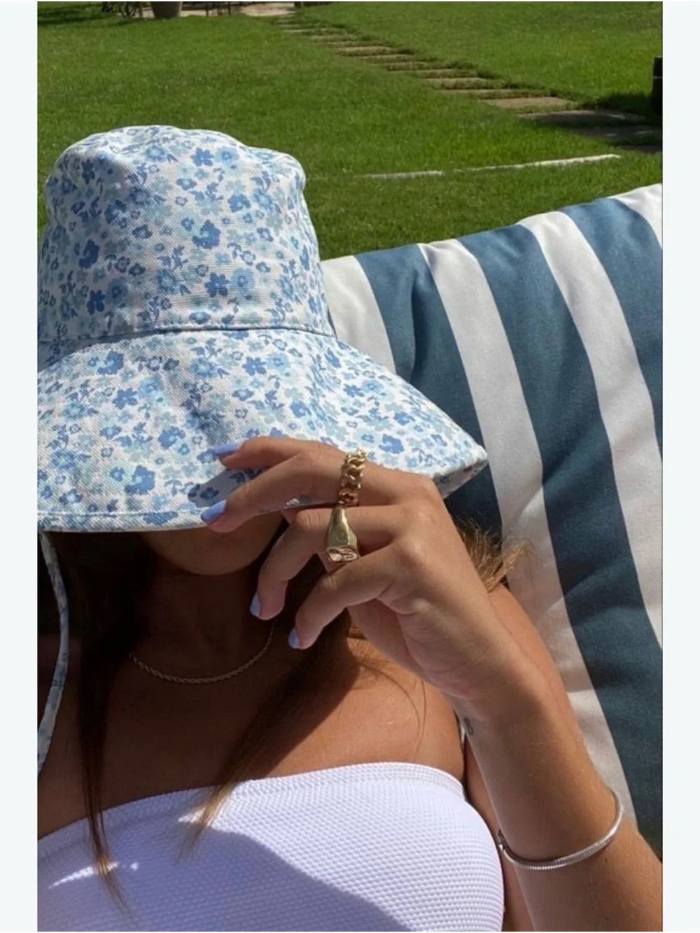 Lack Of Color Women's Blue and White Floral Sun Hat